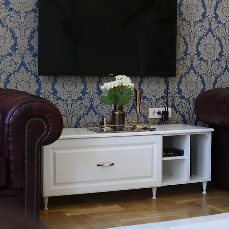 Royal Singer - Center Apartment